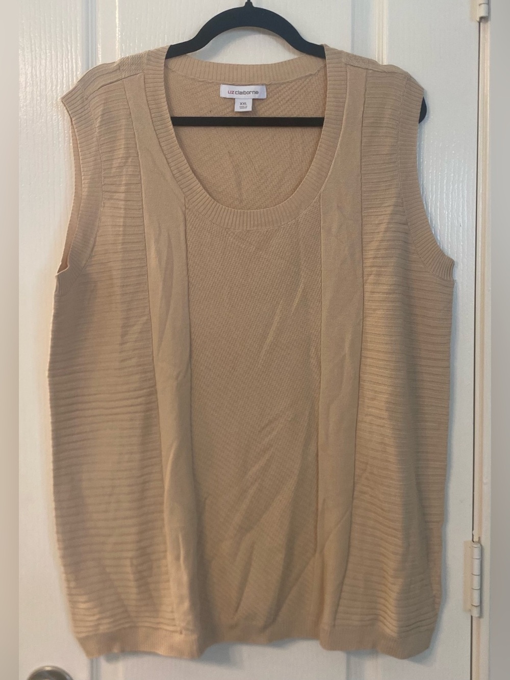 Liz Claiborne Sleeveless Knit Tank in Light Tan